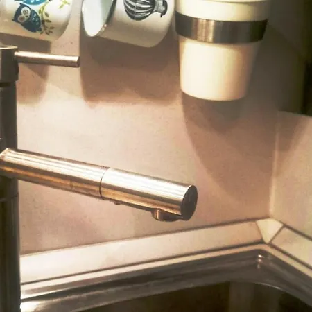 Colorful Center - Parking Available アパート