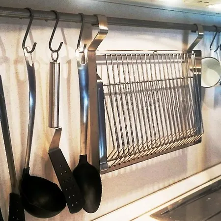 Colorful Center - Parking Available Daire *