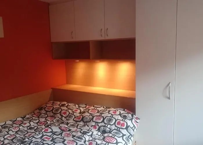 Colorful Center - Parking Available *